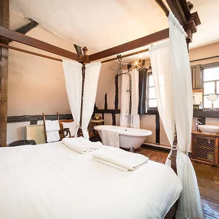 דירה Trembling Madness